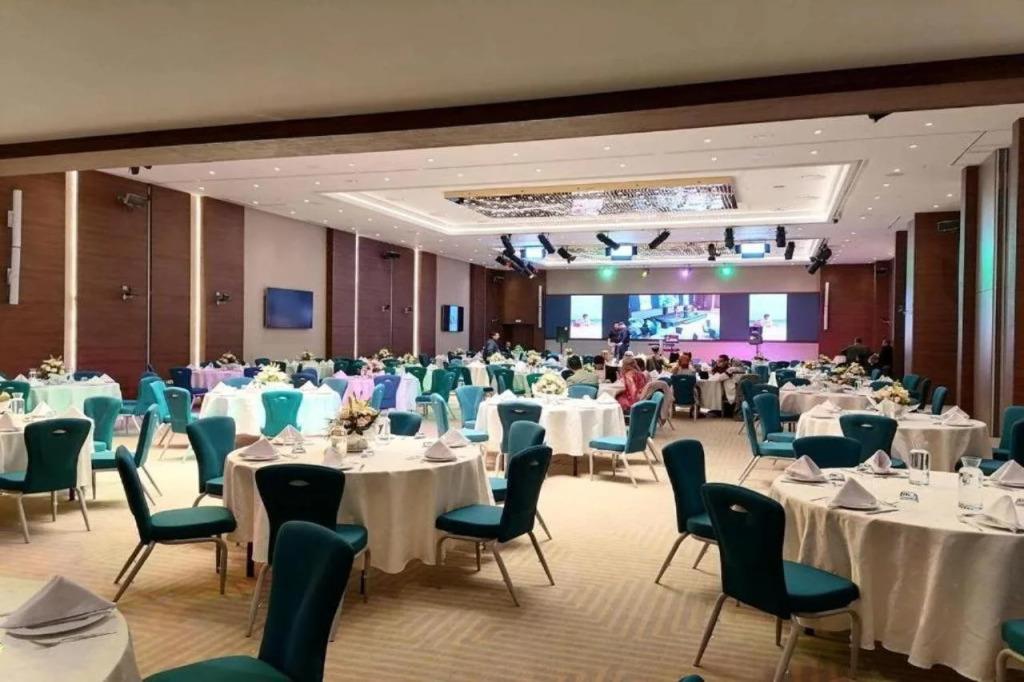 Royal ASBU Hotel Tunis 5*