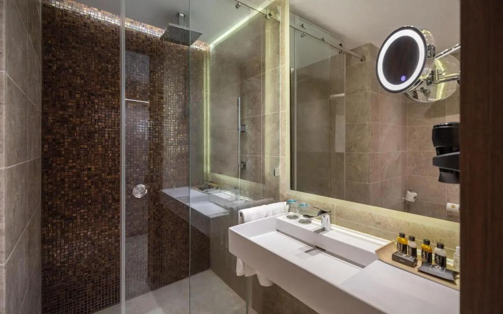 Royal ASBU Hotel Tunis 5*