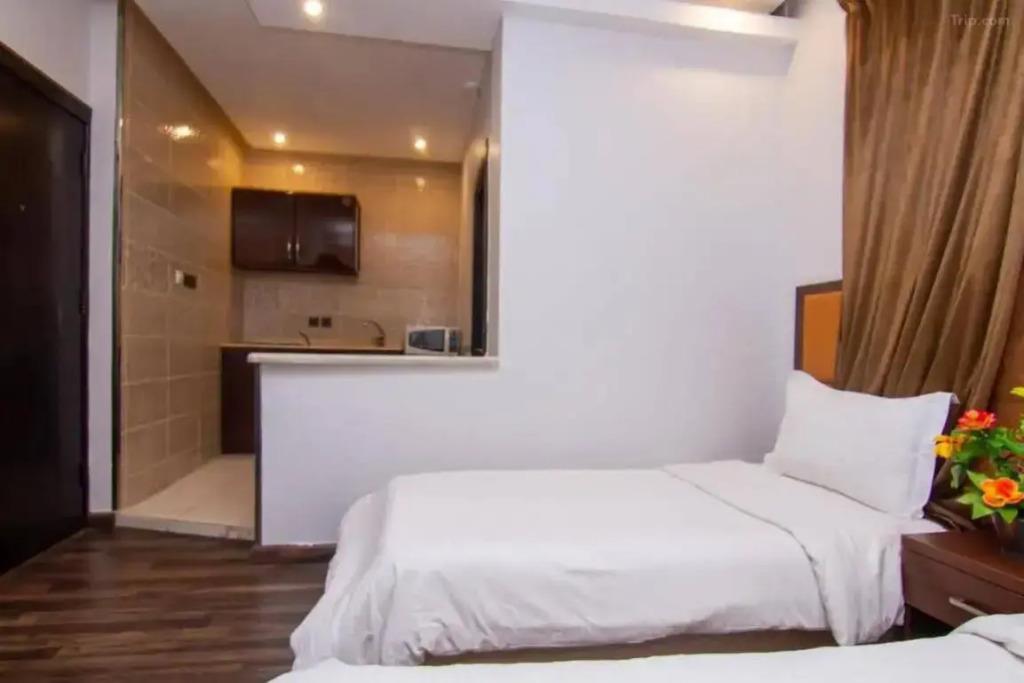Al Muteb Suites Al Ezdehar 2 0*