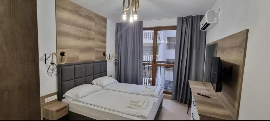 Beautiful Deluxe 2-bed Apartment in Sunny Beach 0*