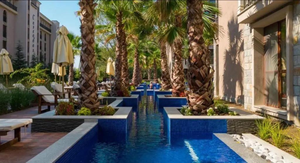 Beautiful Deluxe 2-bed Apartment in Sunny Beach 0*