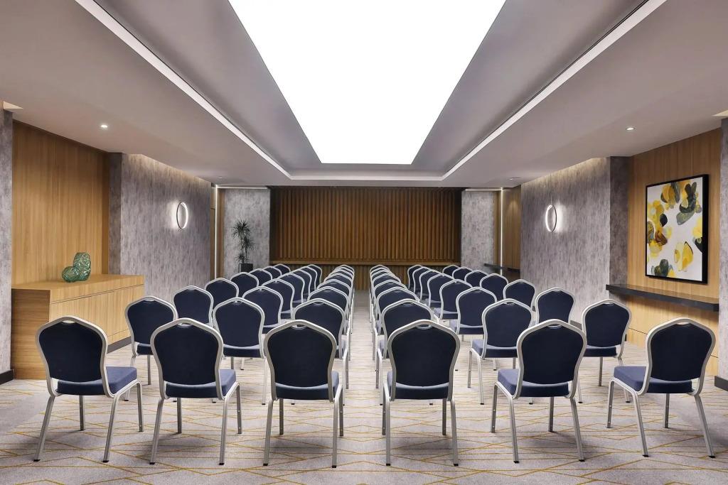 Holiday Inn & Suites Al Khobar by IHG 0*