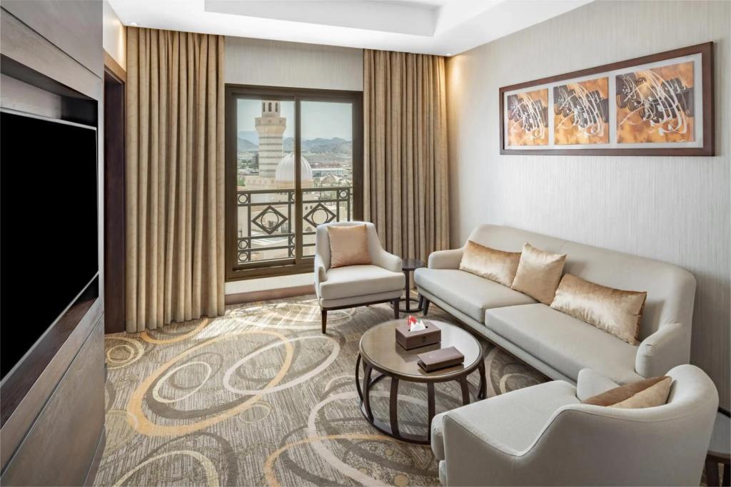 Copthorne Makkah Al Naseem 4*