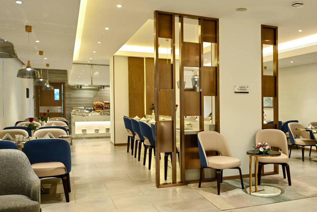 Comfort Hotel Jeddah King Road 3*