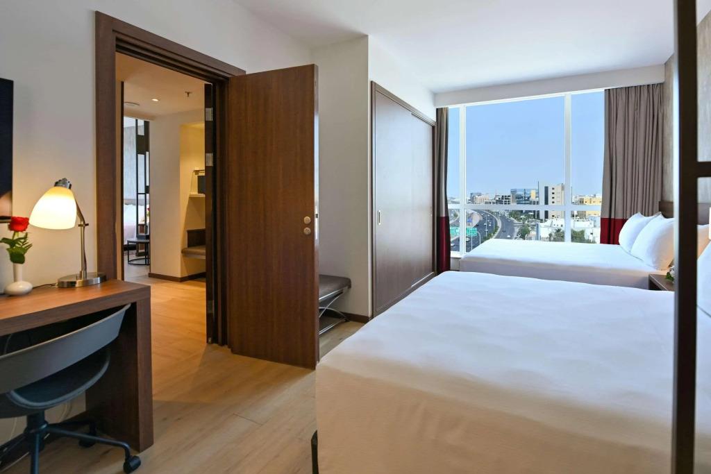 Comfort Hotel Jeddah King Road 3*