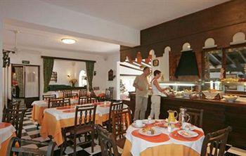 Туры в AzuLine Hotel Galfi