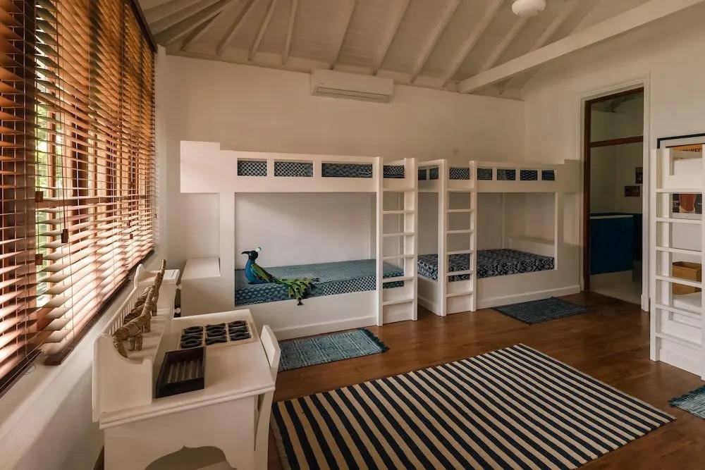 Family Beach Villa Located On An Incredible Beach 0*