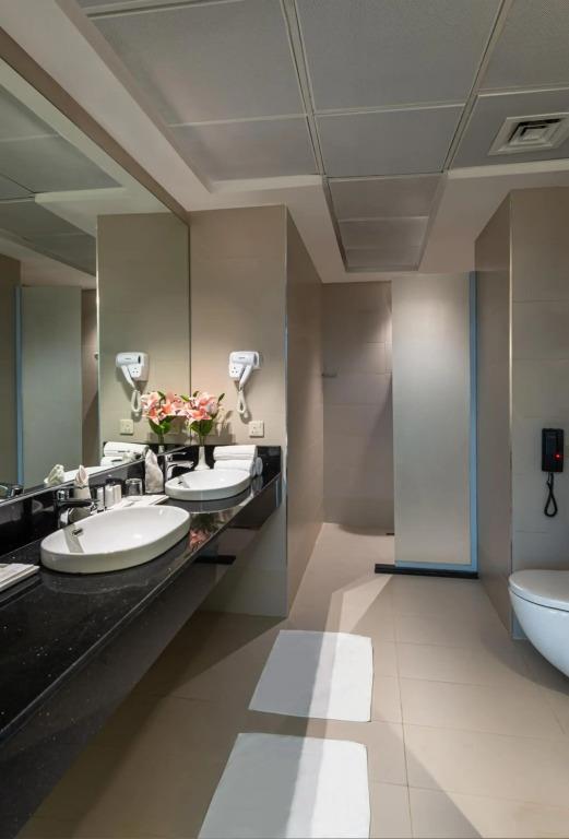 Hdb Hotel- Financial District 4*