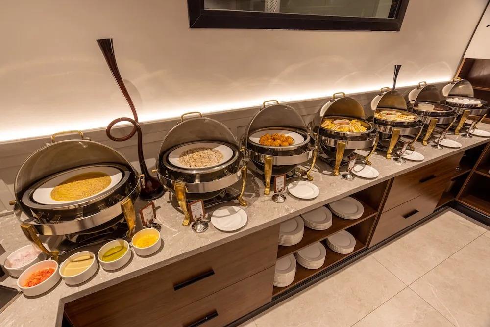 Skyline Hotel & suites 0*