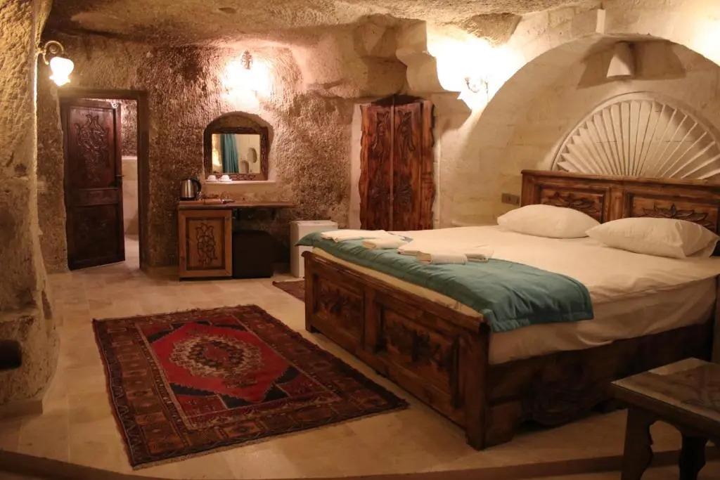 Rose Cave Hotel 0*