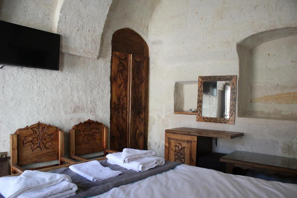 Rose Cave Hotel 0*
