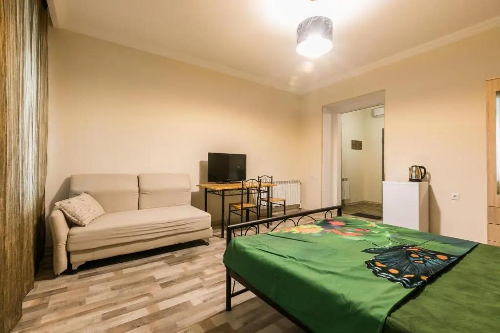 New Life Apartments 0*
