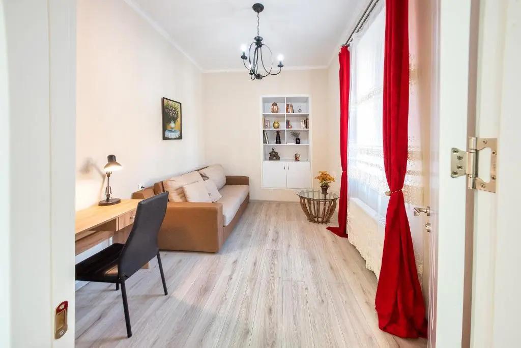 H&B apartments Izashvili 0*