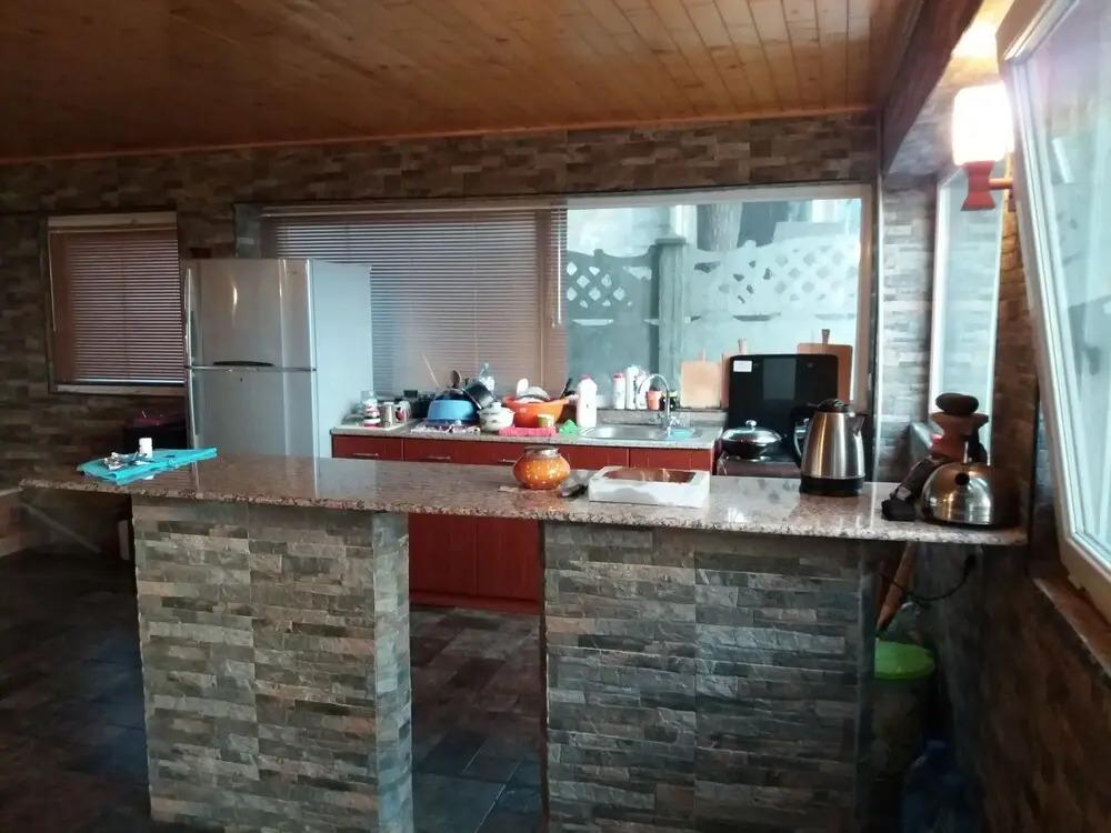 Villa Eli 0*