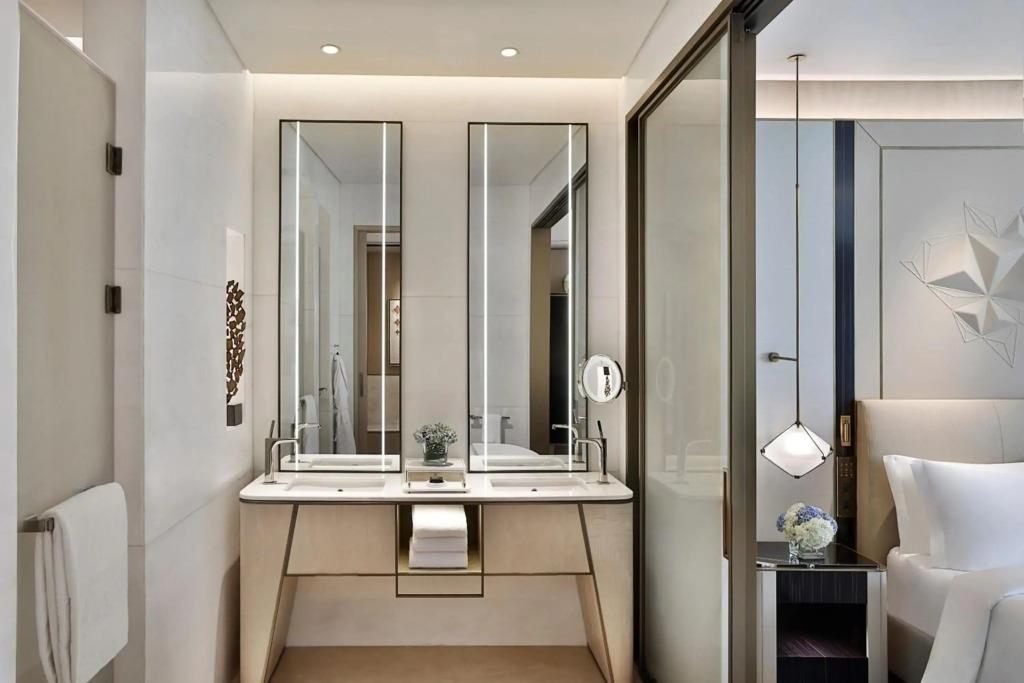 The St. Regis Riyadh 5*