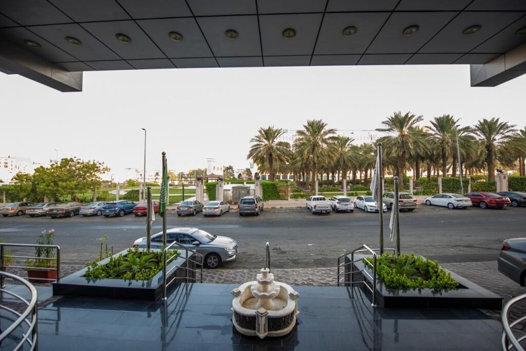 paradise in Jeddah 0*