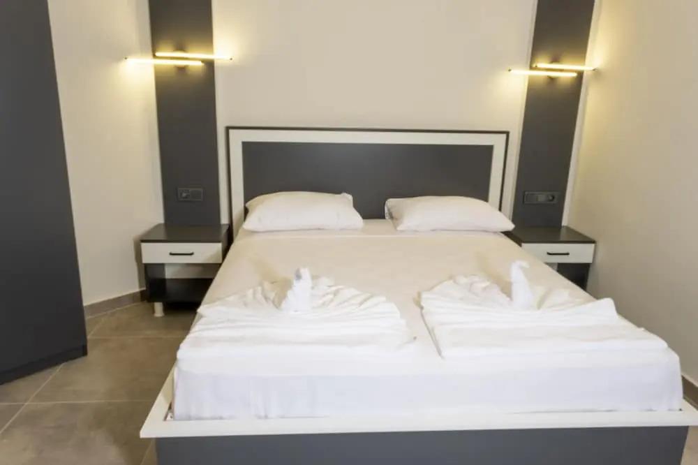 Pera Side Hotel 0*
