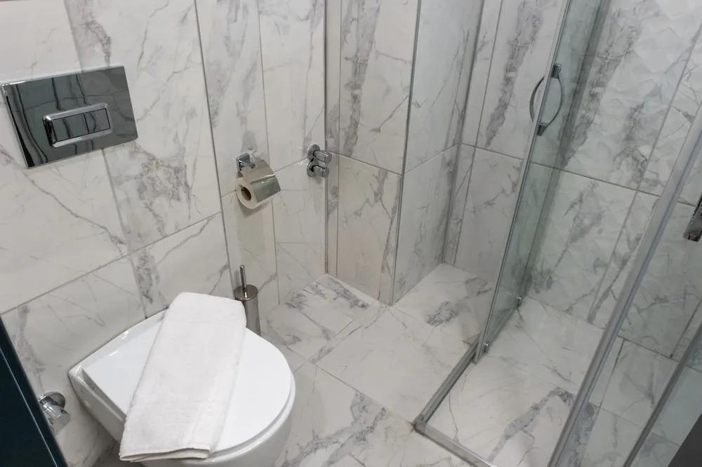 Pera Side Hotel 0*