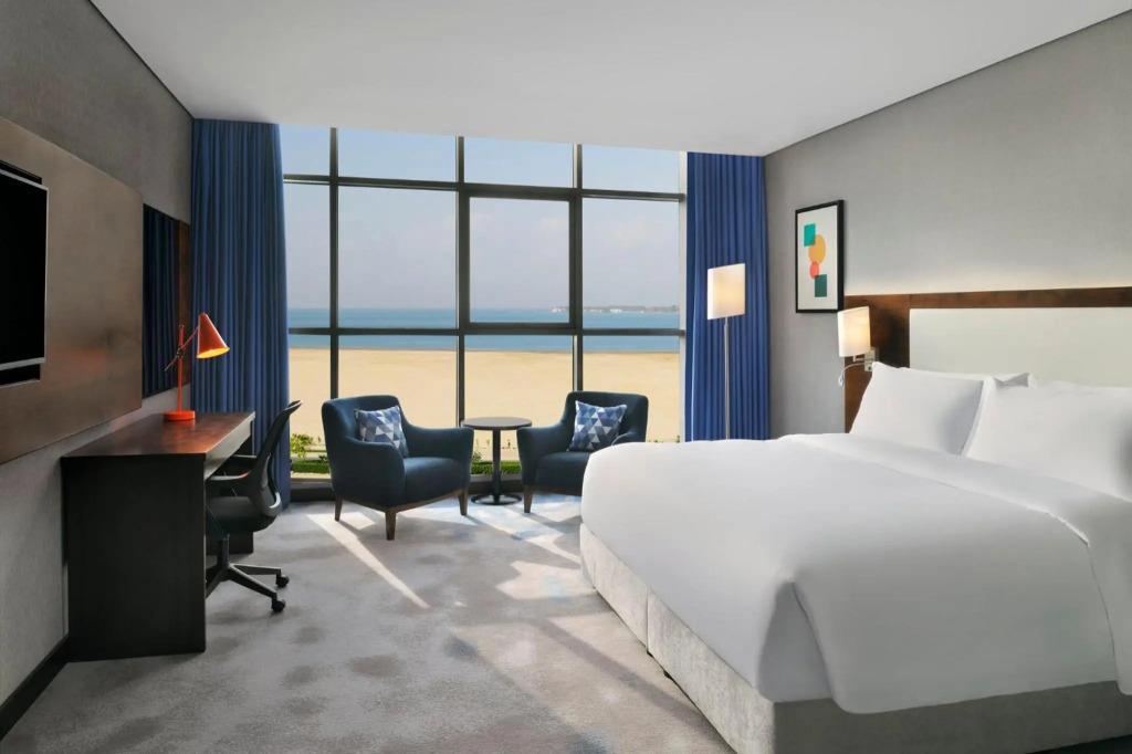 Holiday Inn Jeddah Corniche by IHG 4*
