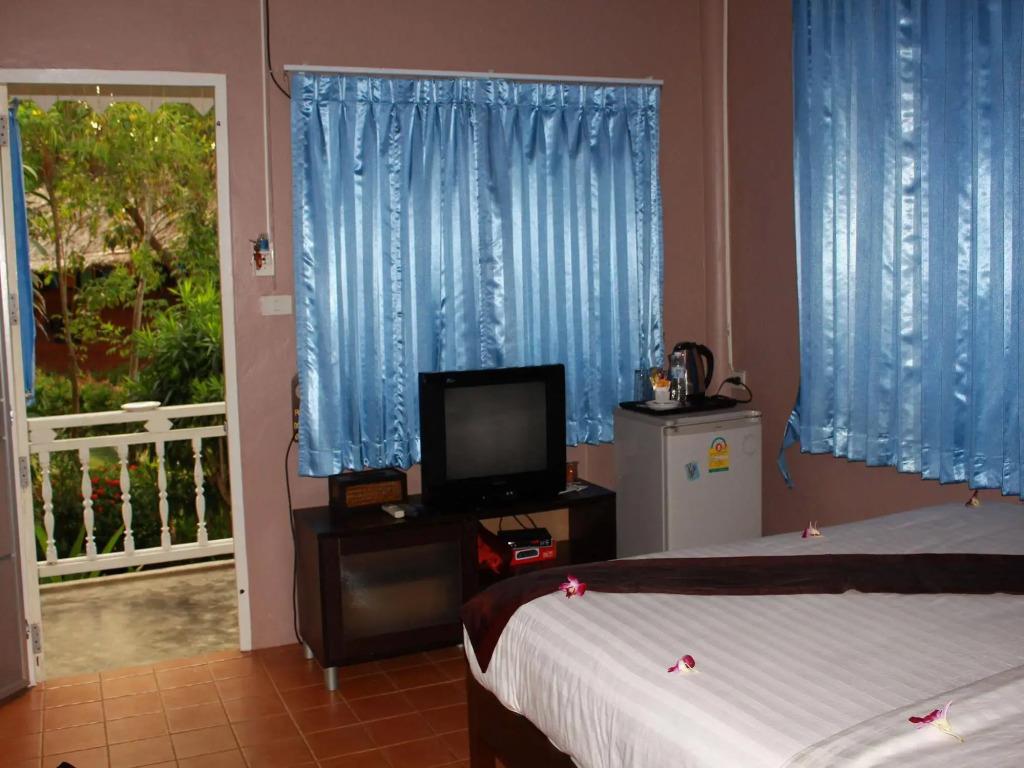 Bangrak Beach Club 3*