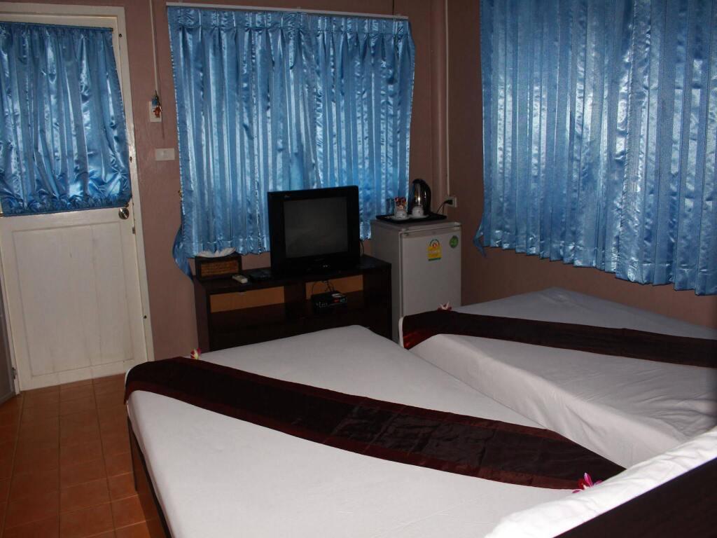 Bangrak Beach Club 3*