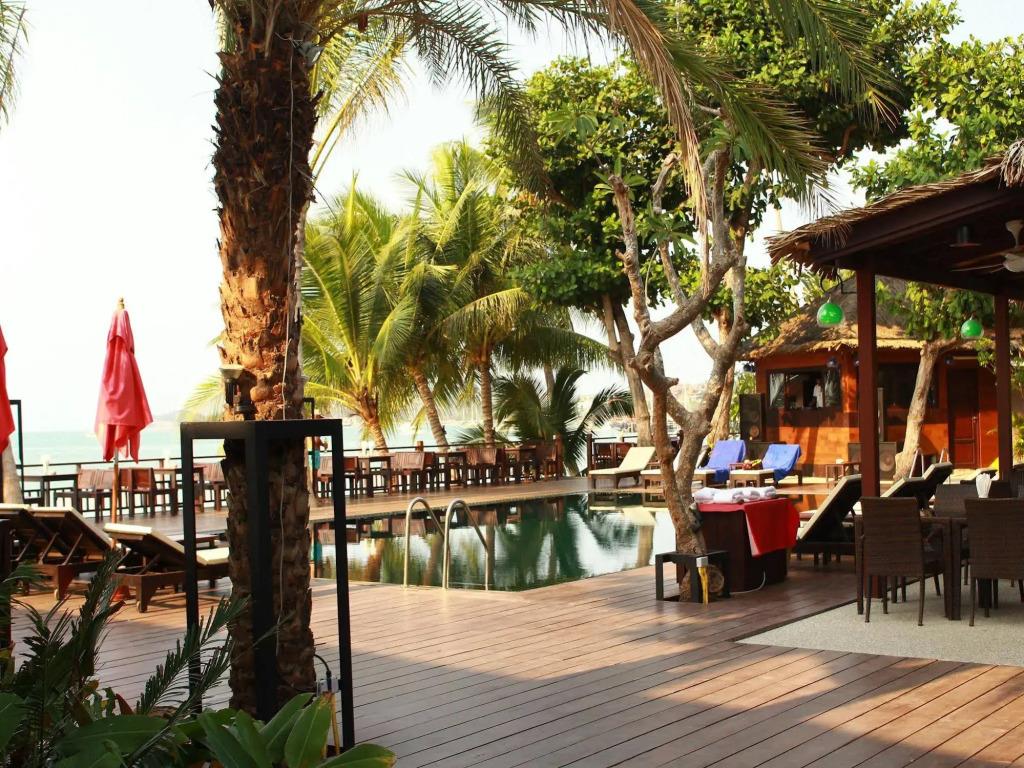 Bangrak Beach Club 3*