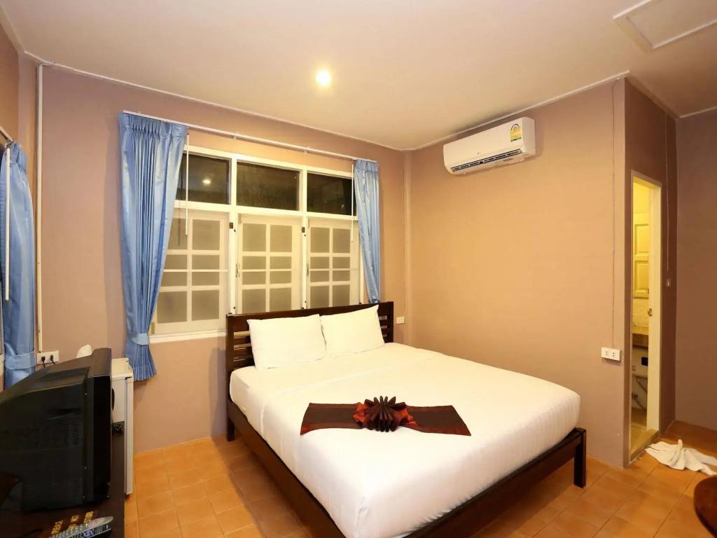 Bangrak Beach Club 3*