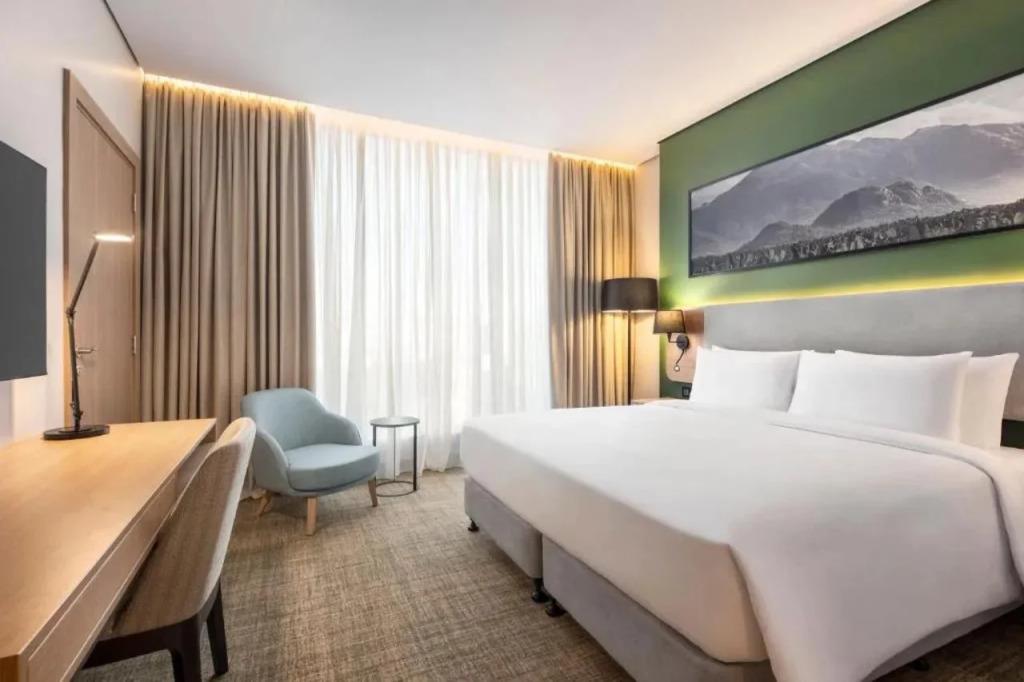 Radisson Hotel & Residence Riyadh Olaya 4*