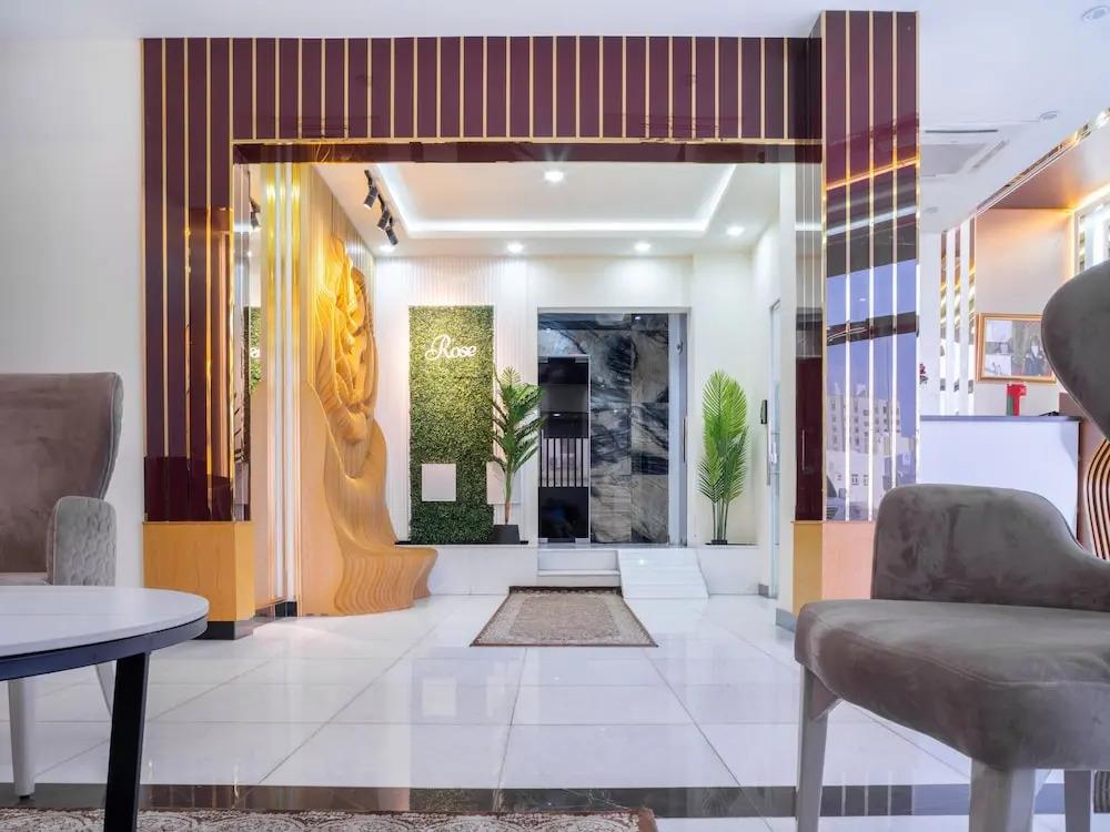 OYO Townhouse 156 Rose Hotel Apartments. 0*