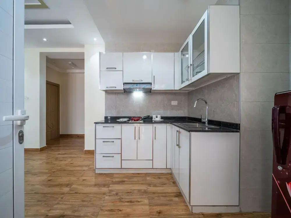 OYO Townhouse 156 Rose Hotel Apartments. 0*