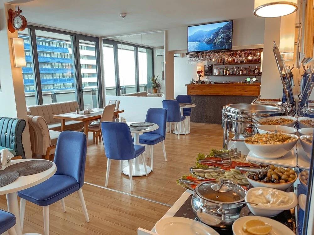 Holiday Point Orbi City 3*