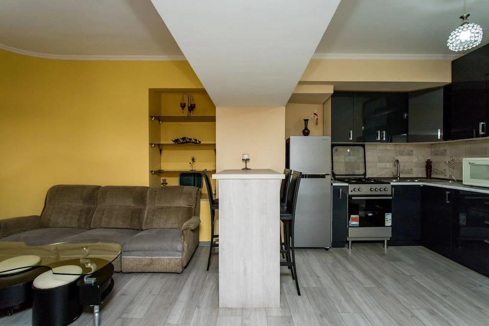 HB apartments Opera II 0*