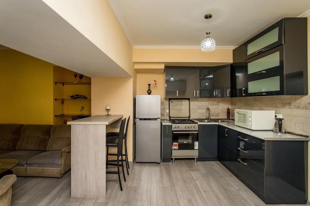 HB apartments Opera II 0*