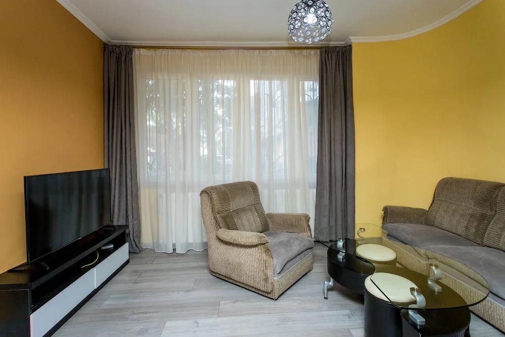 HB apartments Opera II 0*