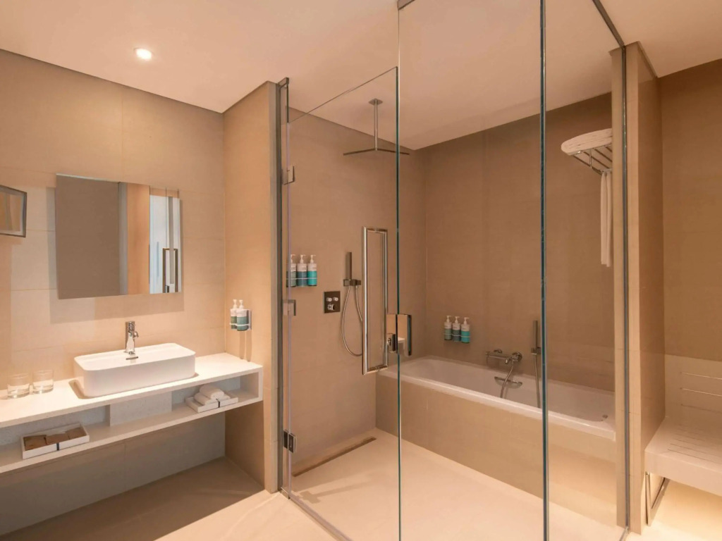 Novotel Riyadh Sahafa 4*