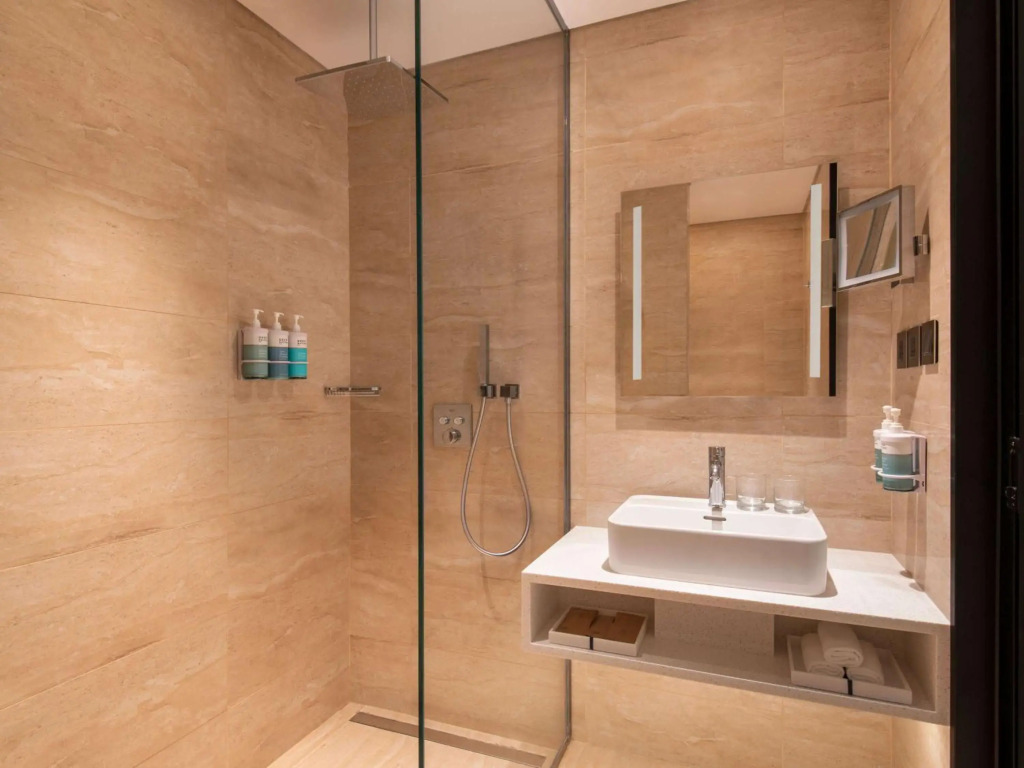 Novotel Riyadh Sahafa 4*