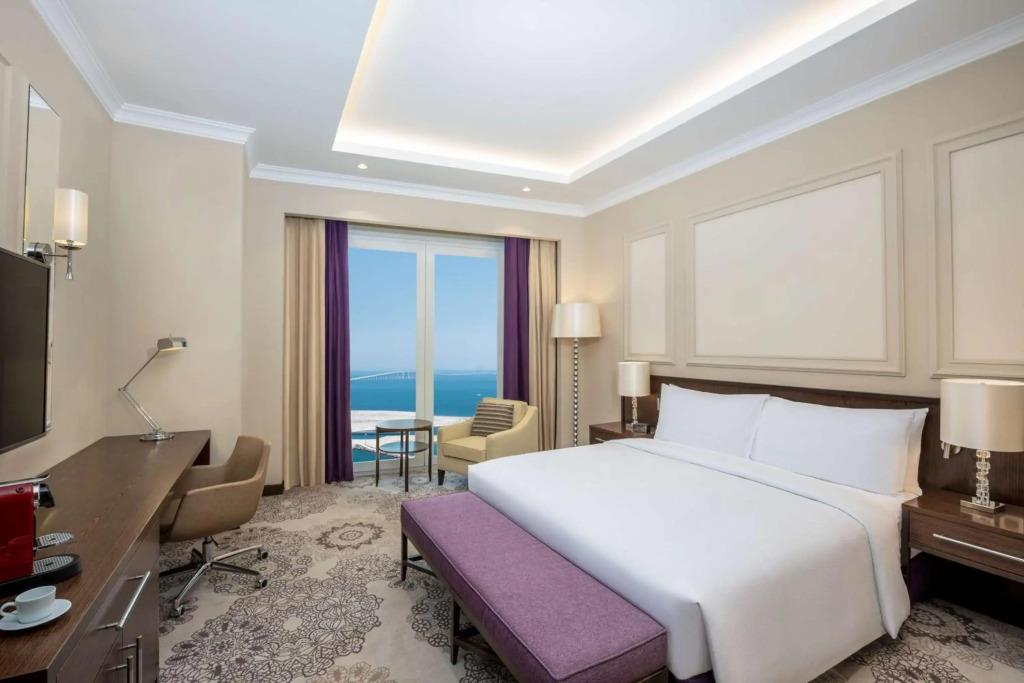 Hilton Al Khobar King Fahd Causeway 5*