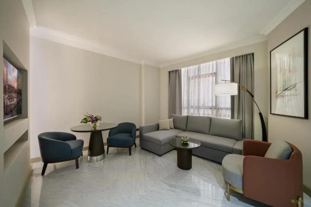 Al Manakha Rotana Madinah 4*