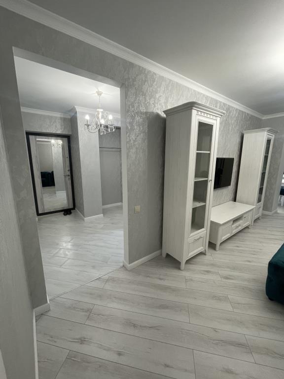 Dvukhkomnatniy Lyuks Flat 0*