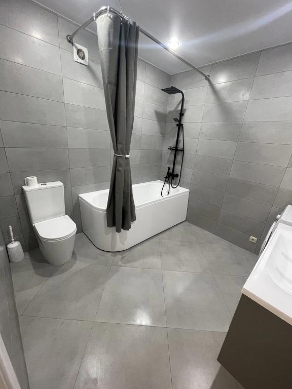 Dvukhkomnatniy Lyuks Flat 0*