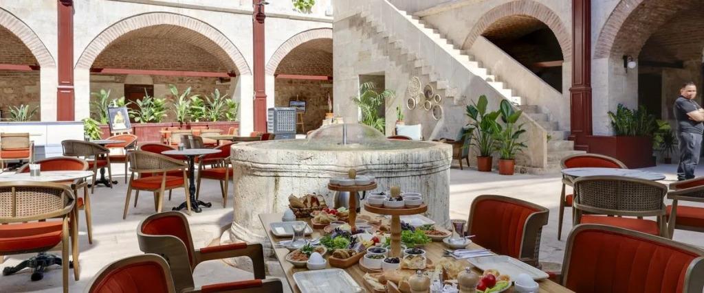 Silk Road Museum Hotel 0*