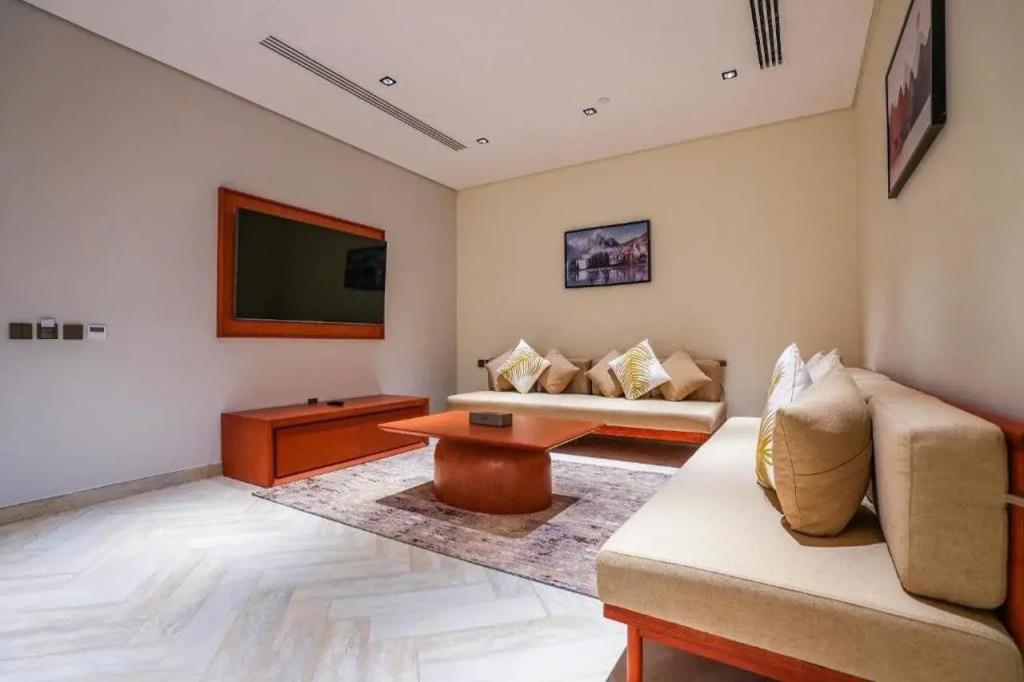 Hotel Vivian Park El Raed 4*