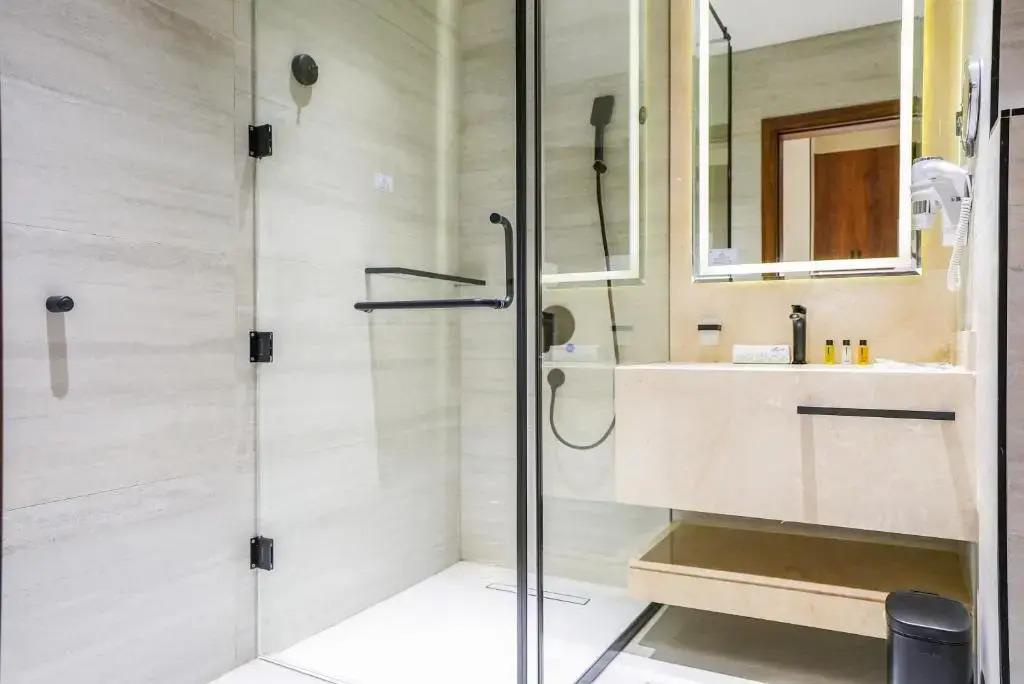 Hotel Vivian Park El Raed 4*