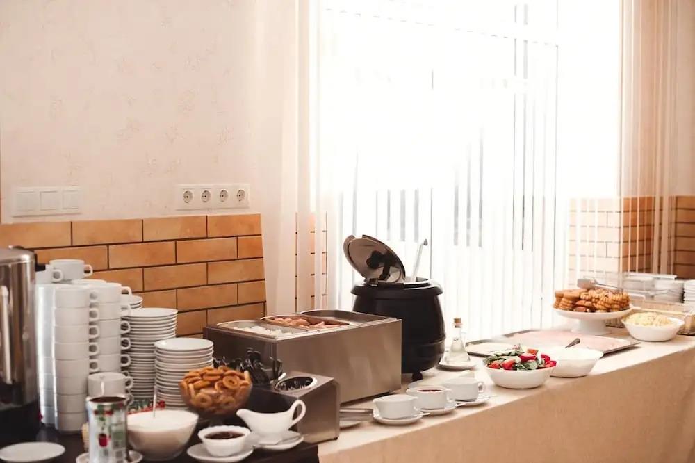 Alie Parusa Hotel 0*