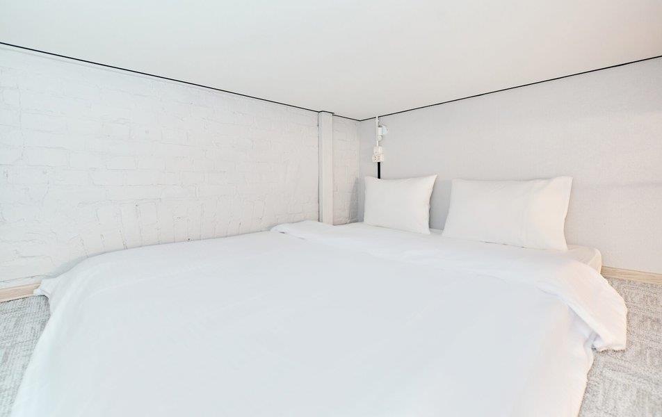 Отельбург на Петроградке 0*