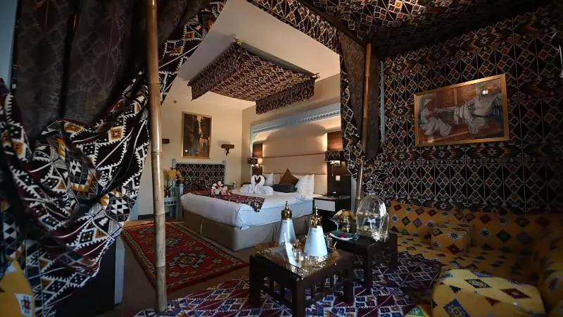 Holiday Villahail 4*