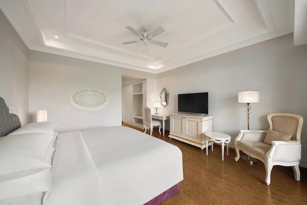 Luxury Marriot Resort & Spa - Nha Trang 3*