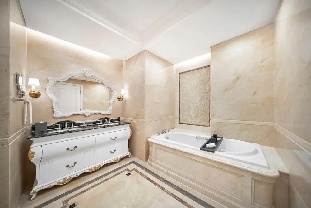 Luxury Marriot Resort & Spa - Nha Trang 3*