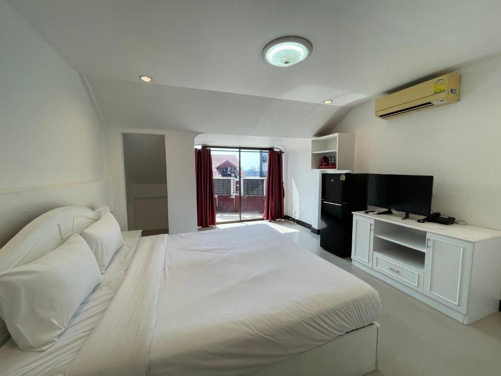 Arawana Express North Pattaya 3*