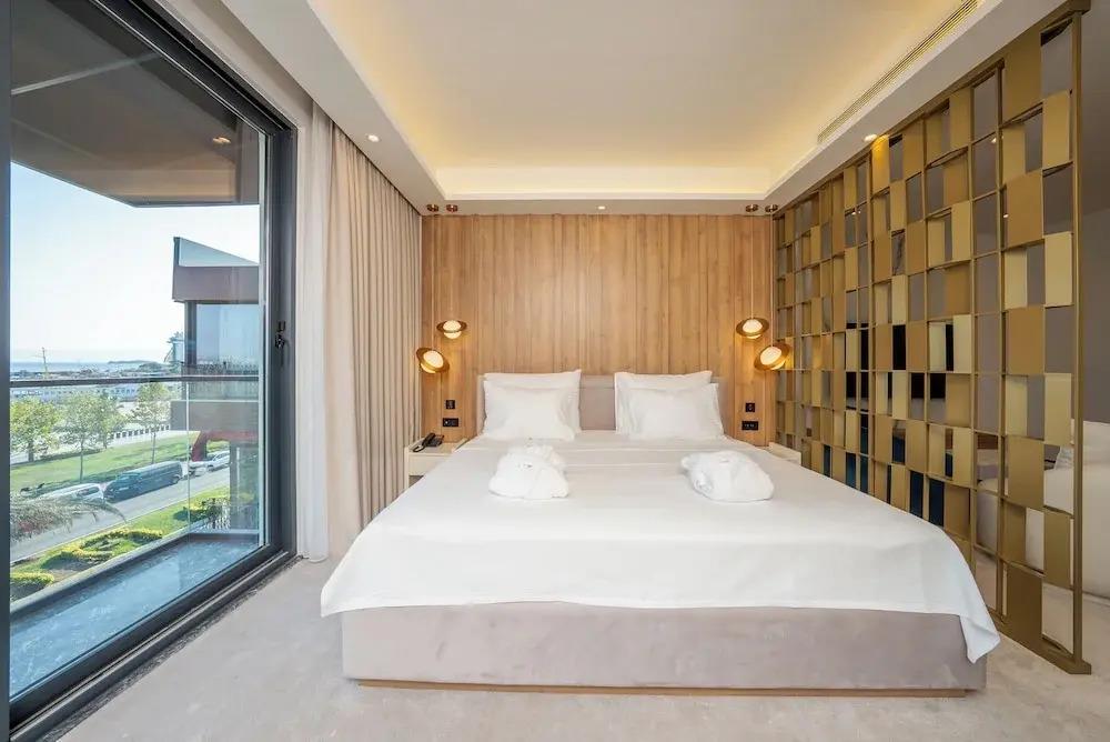 Premier Lounge Hotel 0*